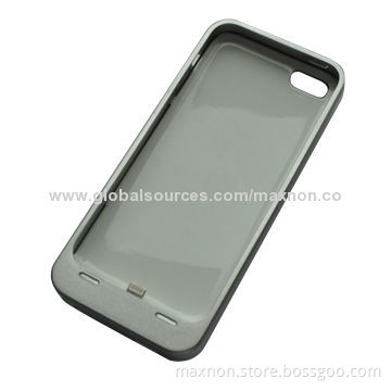 2,200mAh Power Bank Case for iPhone 5, with Kickstand